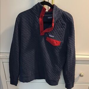 Patagonia Quilted Pullover in Dark Blue and Bright Red